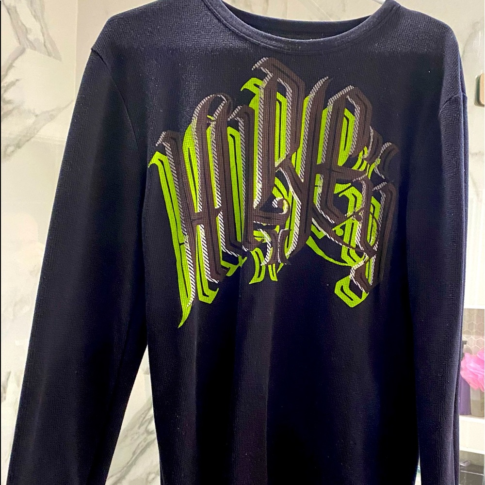 SOLD Men’s Hurley knit sweater/shirt